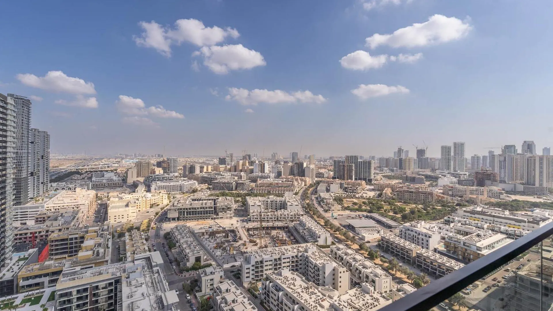 Sky-High Serenity - Stylish 1Bhk - 20Th Floor Dubai United Arab Emirates