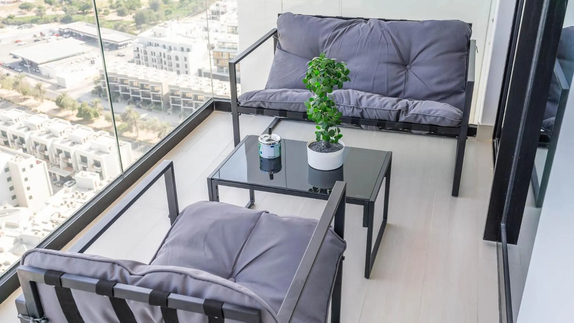 Sky-High Serenity - Stylish 1Bhk - 20Th Floor Dubai 0*,  United Arab Emirates